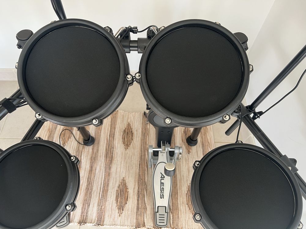 Bateria Eletronica Alesis