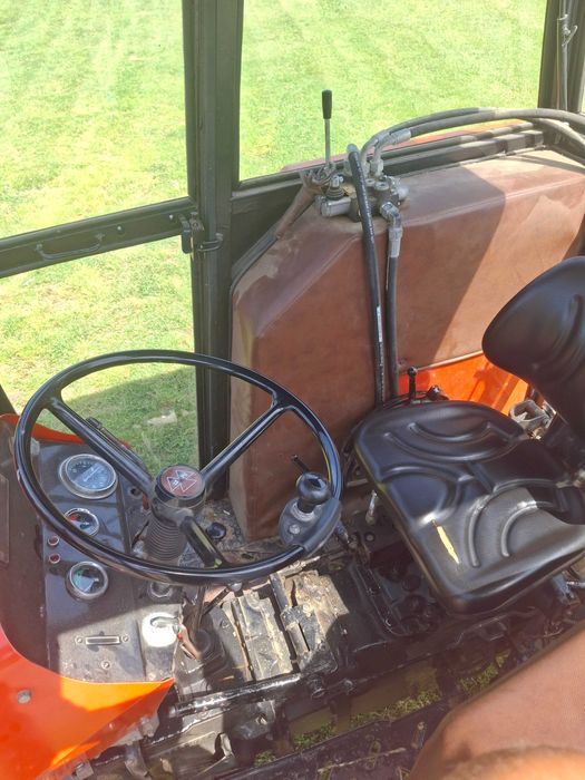 Massey Ferguson  255