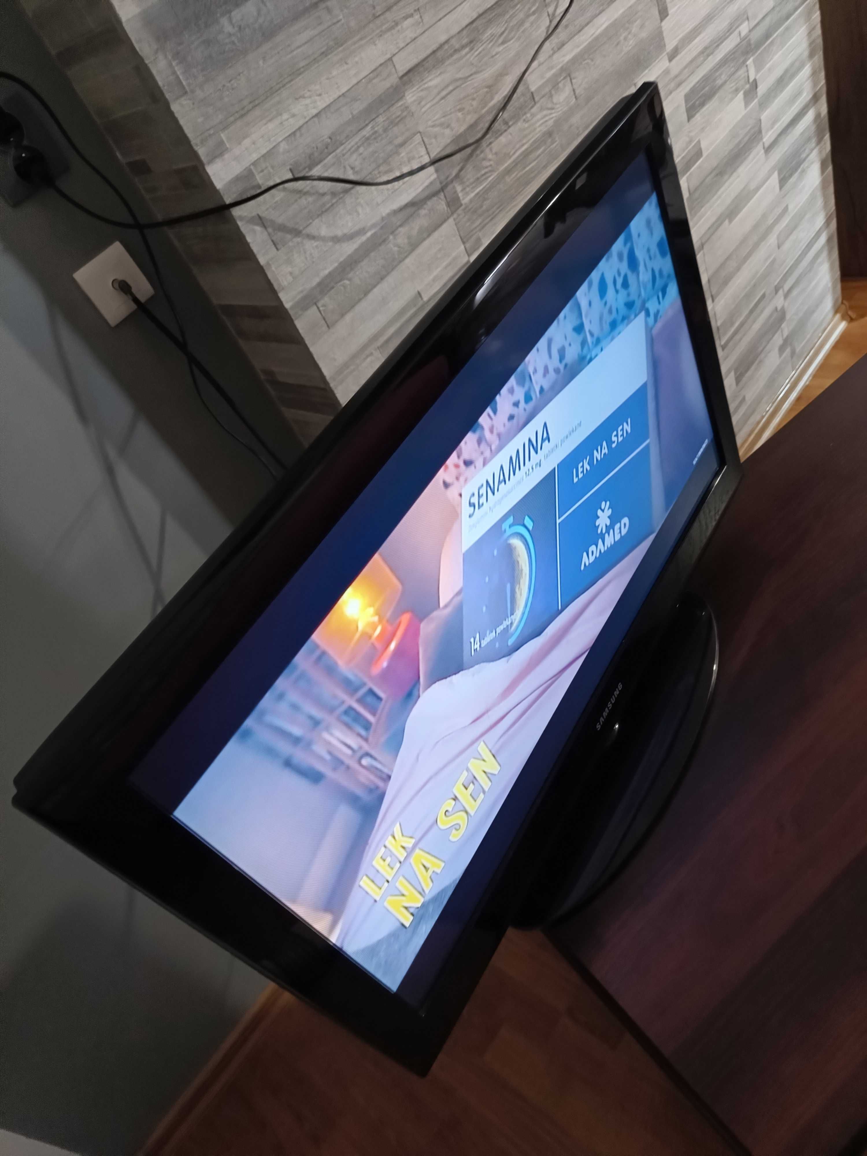 Telewizor Samsung 32 cale LE32D400E1W z pilotem