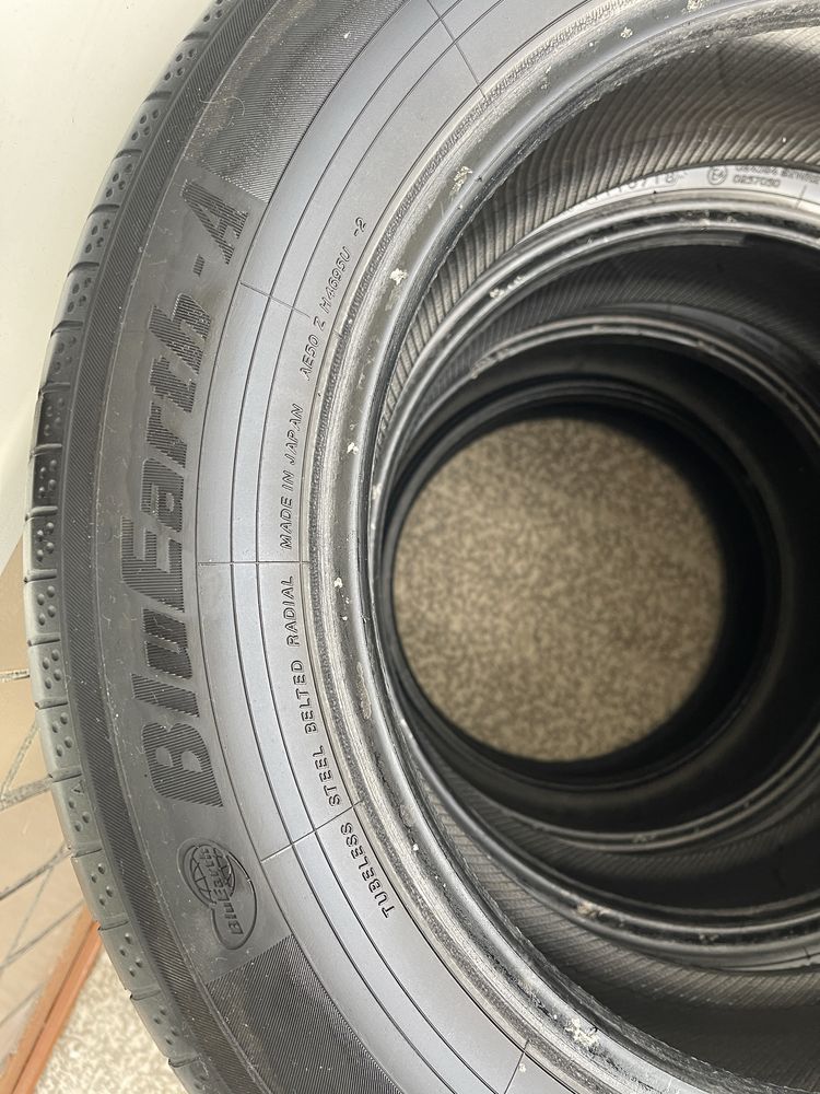 Шины Yokohama 215/60 r17  2018 год 7мм