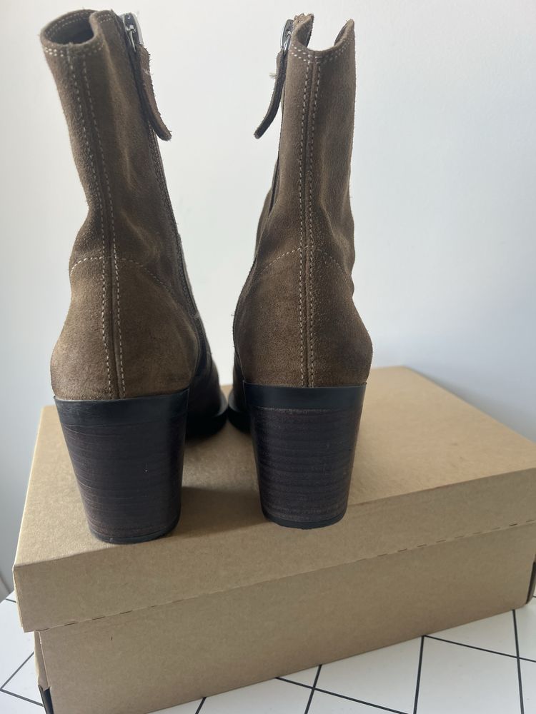 Казаки Zara , чоботи zara