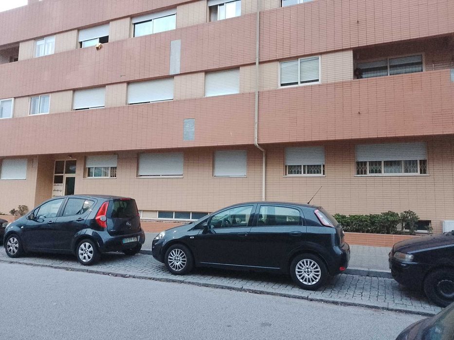 Arrenda-se  Apartamento T1  na Rua da Paz, Canidelo, Vila Nova Gaia