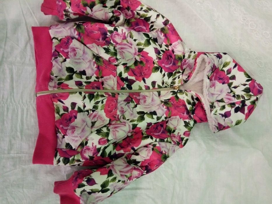 Теплая куртка для девочки