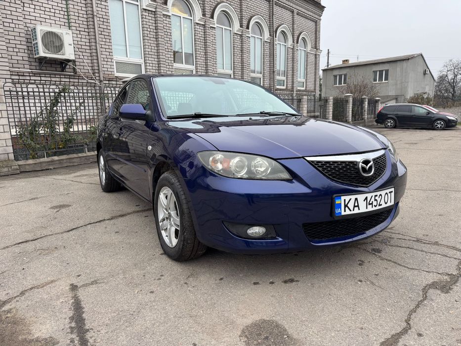 Продам авто MAZDA 3
