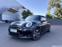 Продам Mini Cooper SE electric