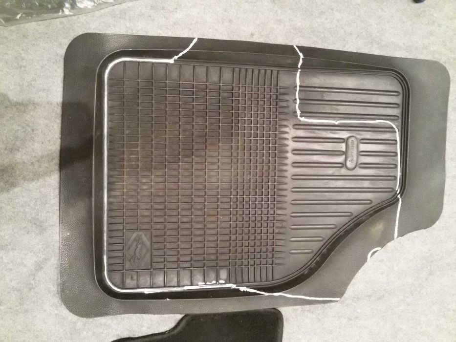 Коврики-Поліки на Мазда 3 ВК\НОВІ!/03-08рр\4шт\mazda 3 sedan-hatchbaск