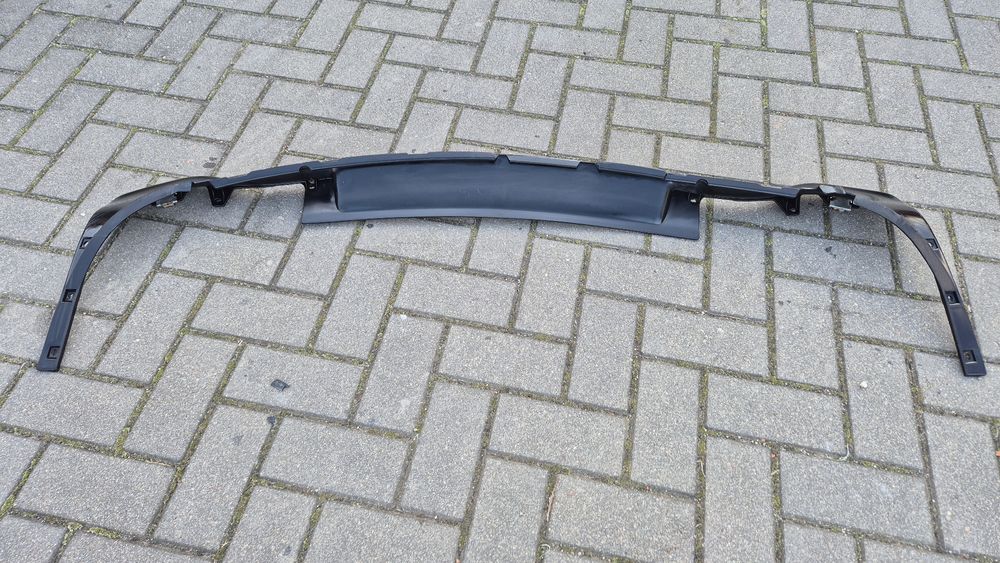 BMW E31 850i 840i Dokładka dolna zderzaka przód przedniego zderzak