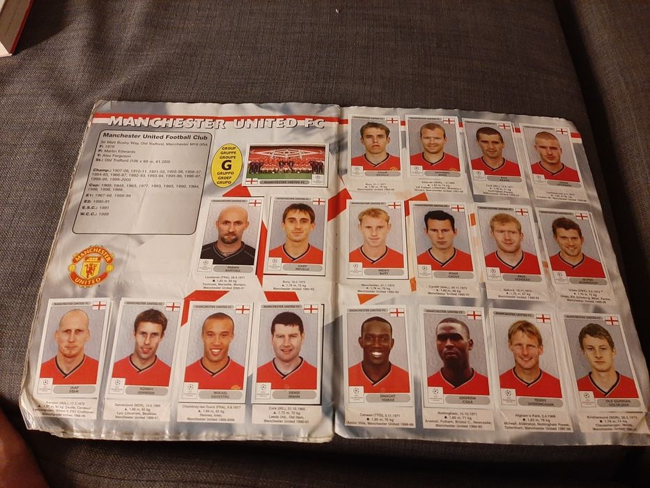 Caderneta de cromos Champions League 2000/01 completa