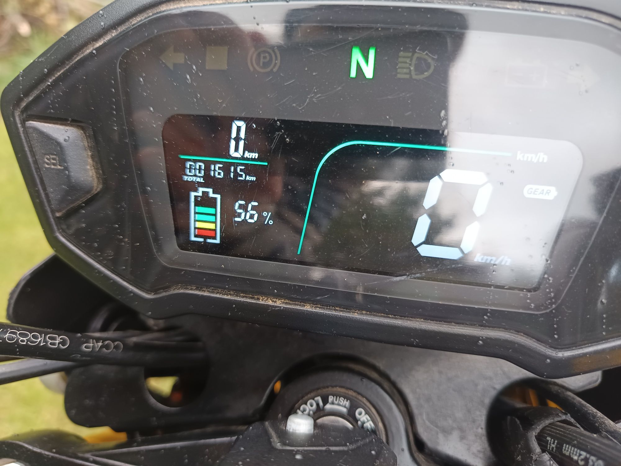 E-mio vento motorynka elektryczna