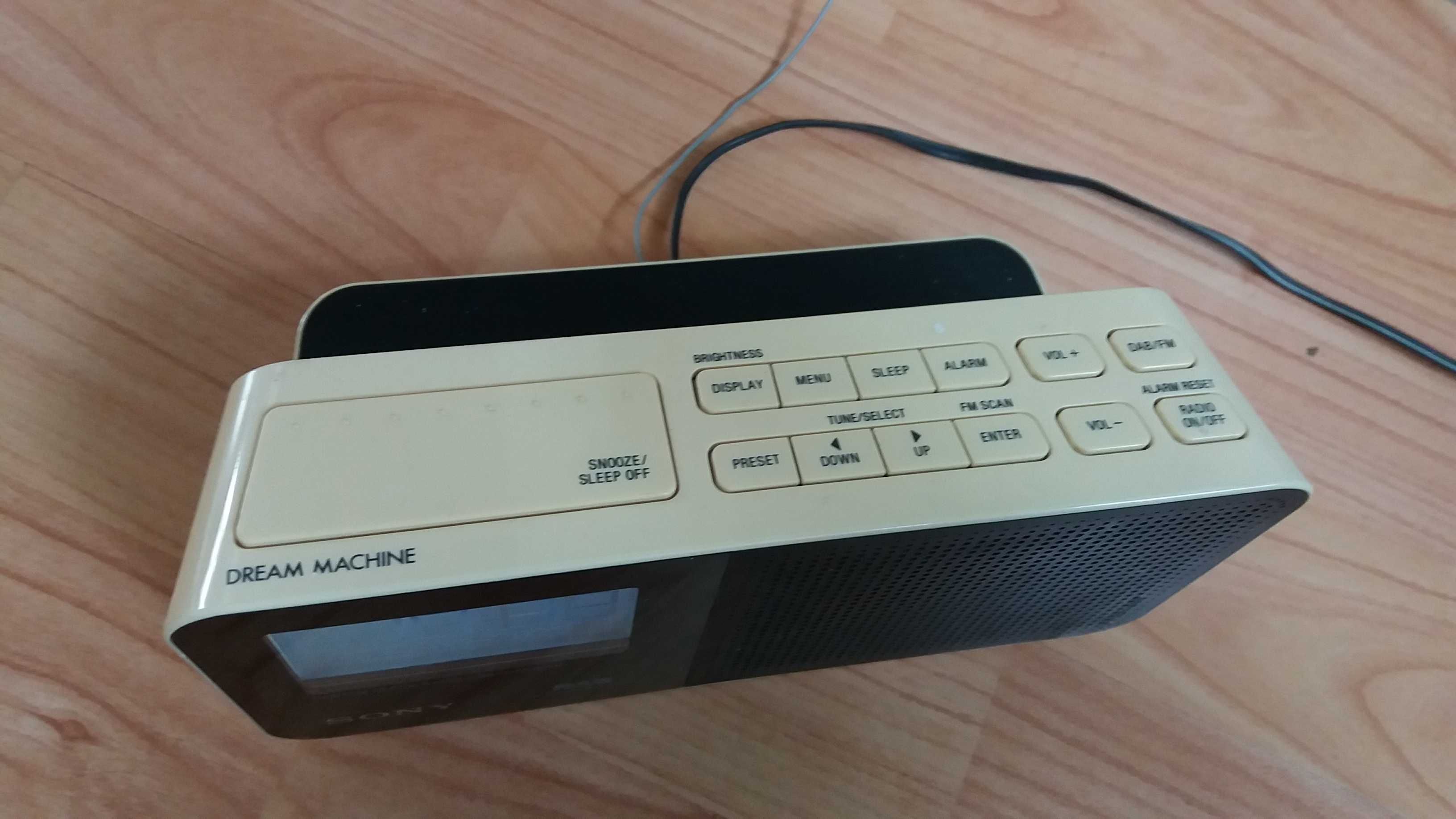 Radio fm SONY XDR-C705