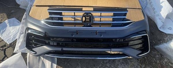 Бампер Tiguan  R-line 2021+.    Арки в комплекті 5NN807217AQGRU