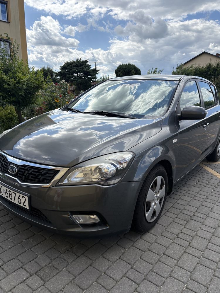 KIA CEE’D 1.6 2009