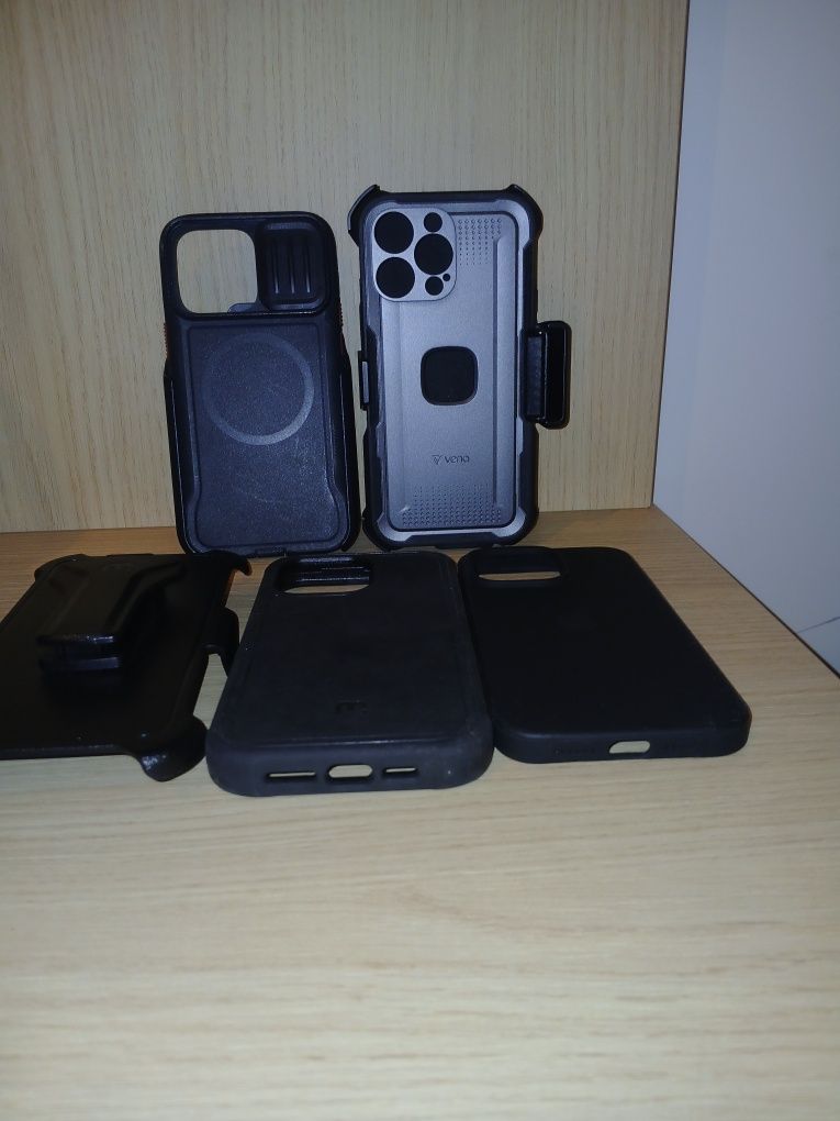 Capas para iPhone 14 pro max novas nunca usadas