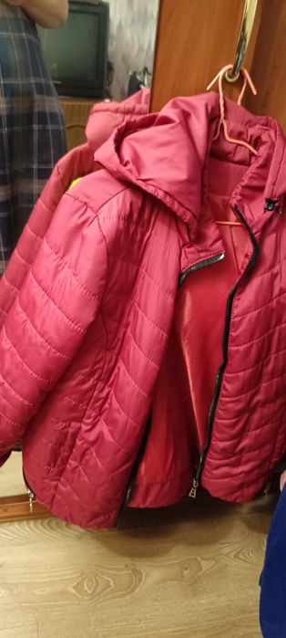 Куртки ...52 размера б/у