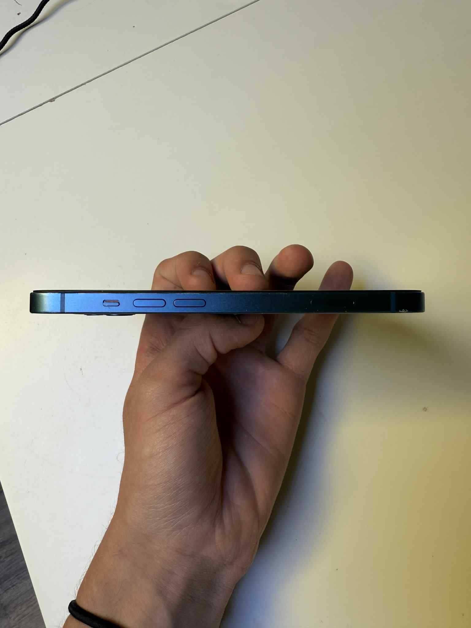 Iphone 13 128GB  – bardzo dobry stan