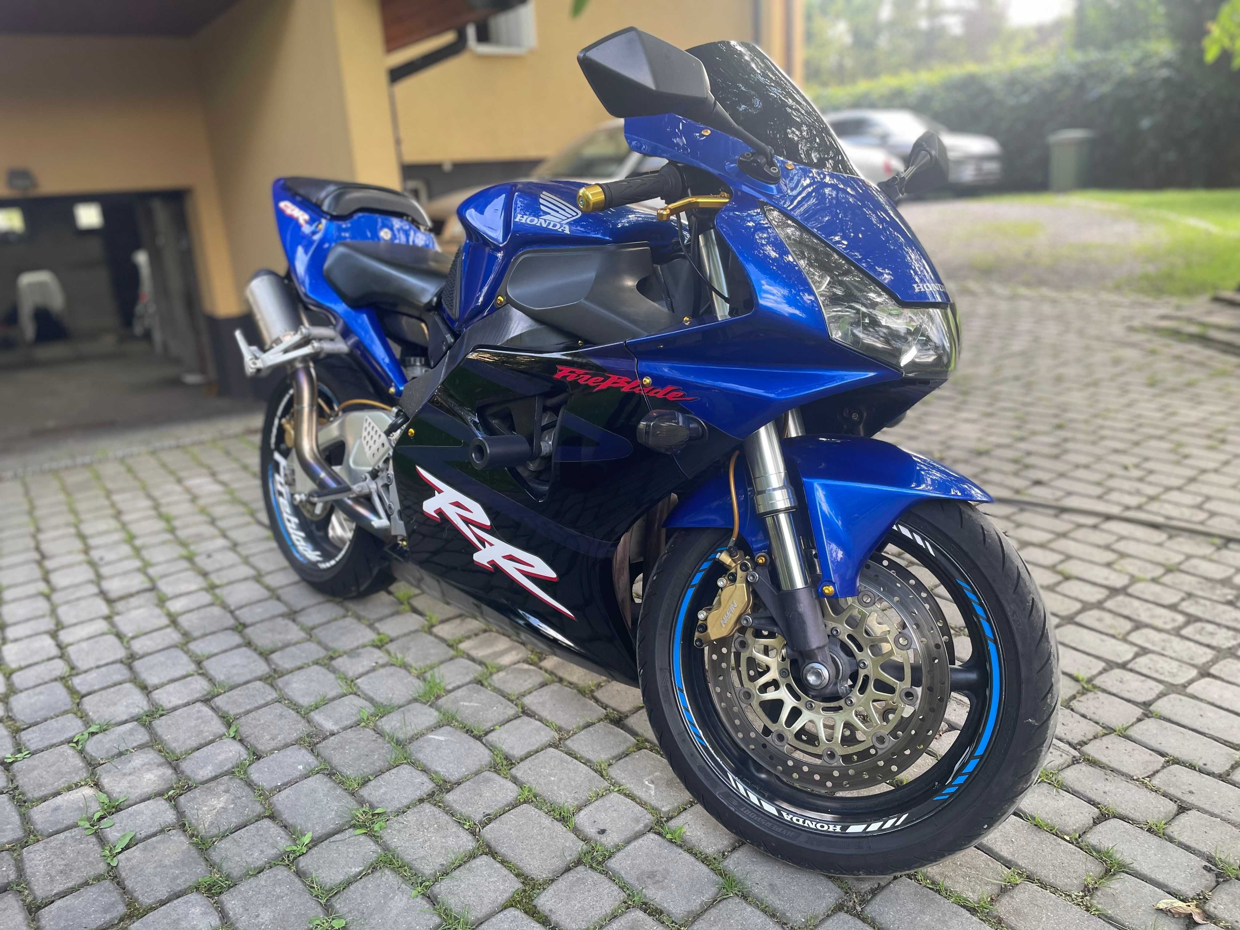 Honda CBR 954RR Fireblade