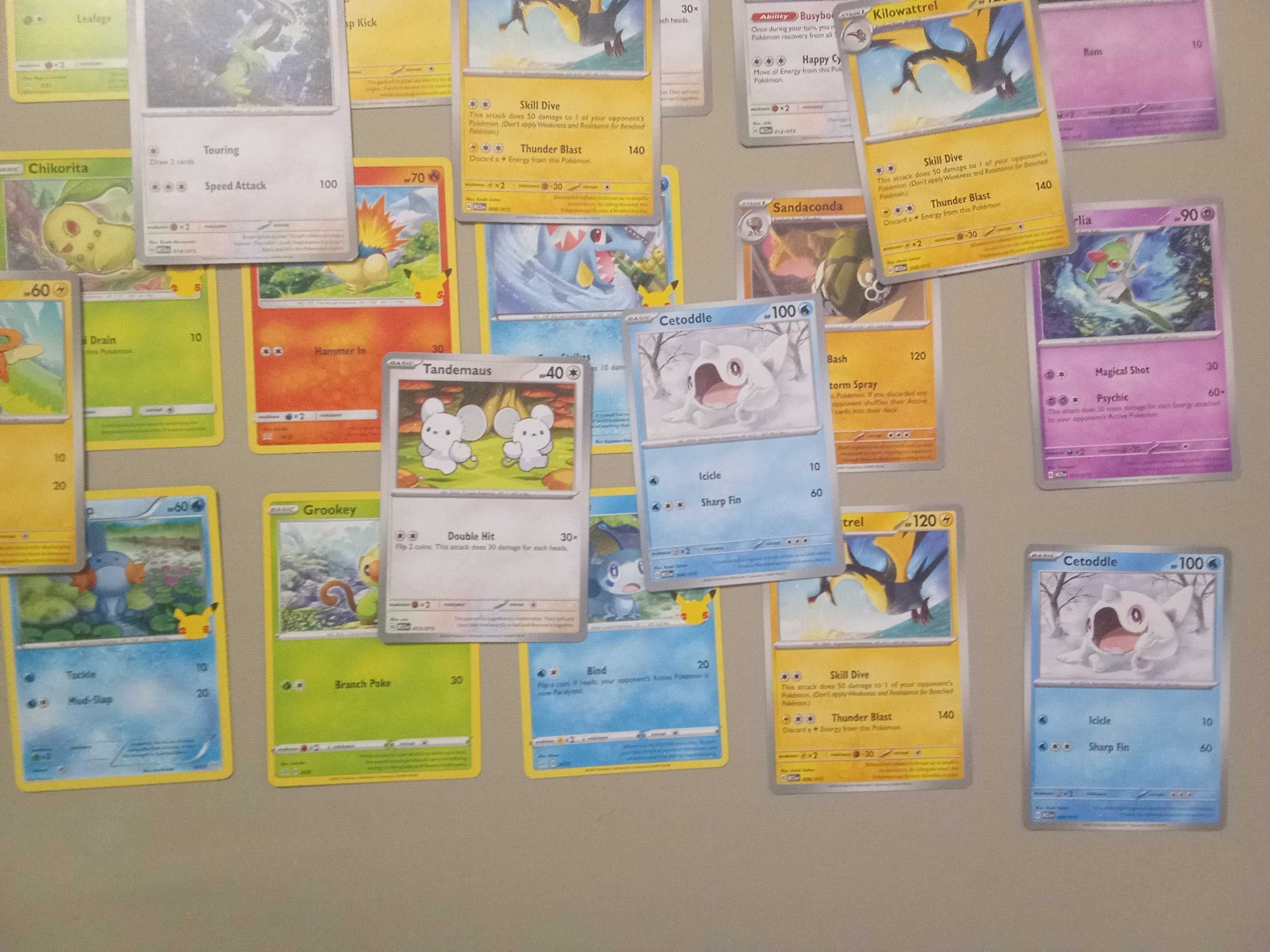 Conjunto De Cartas De Pokémon