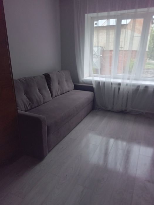 Здаю кімнату в гуртожитку