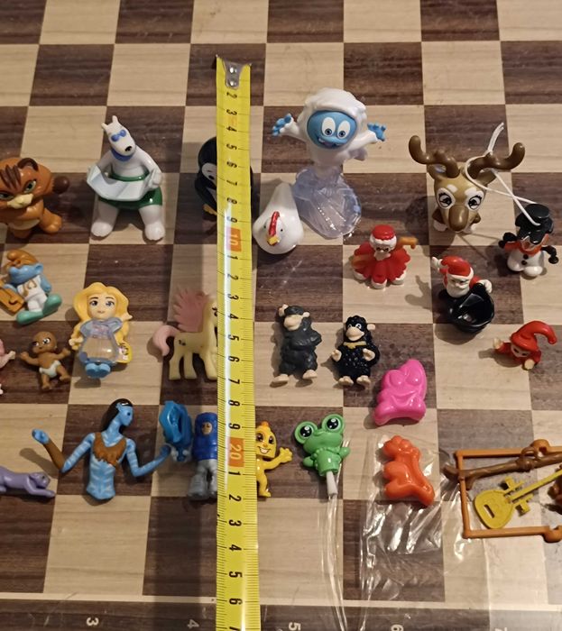 25 figuras bonecos desenhos animados