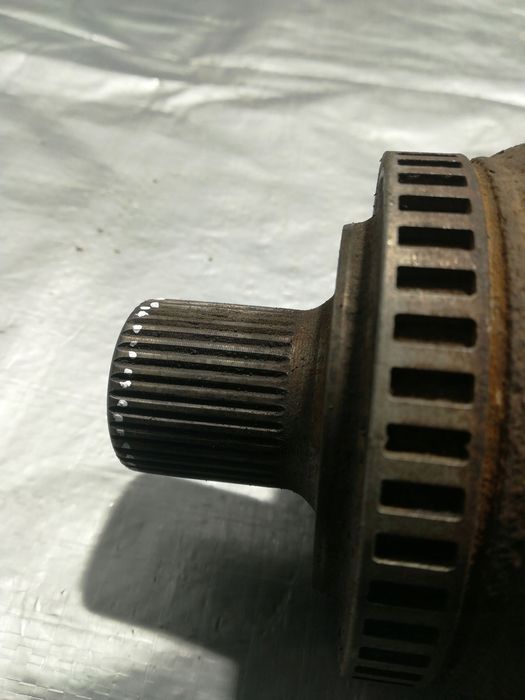 Volkswagen OE półoś tylna
