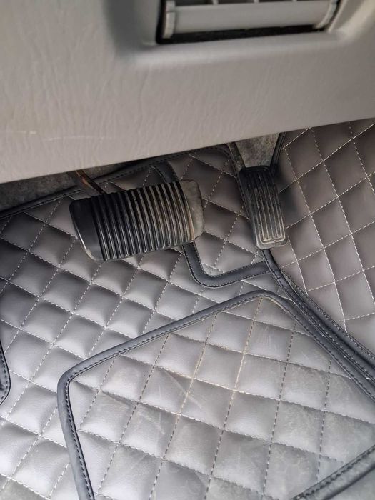 Toyota Land Cruiser MAXIMAL (7 мест, 4.2 дизель, 2006 год)