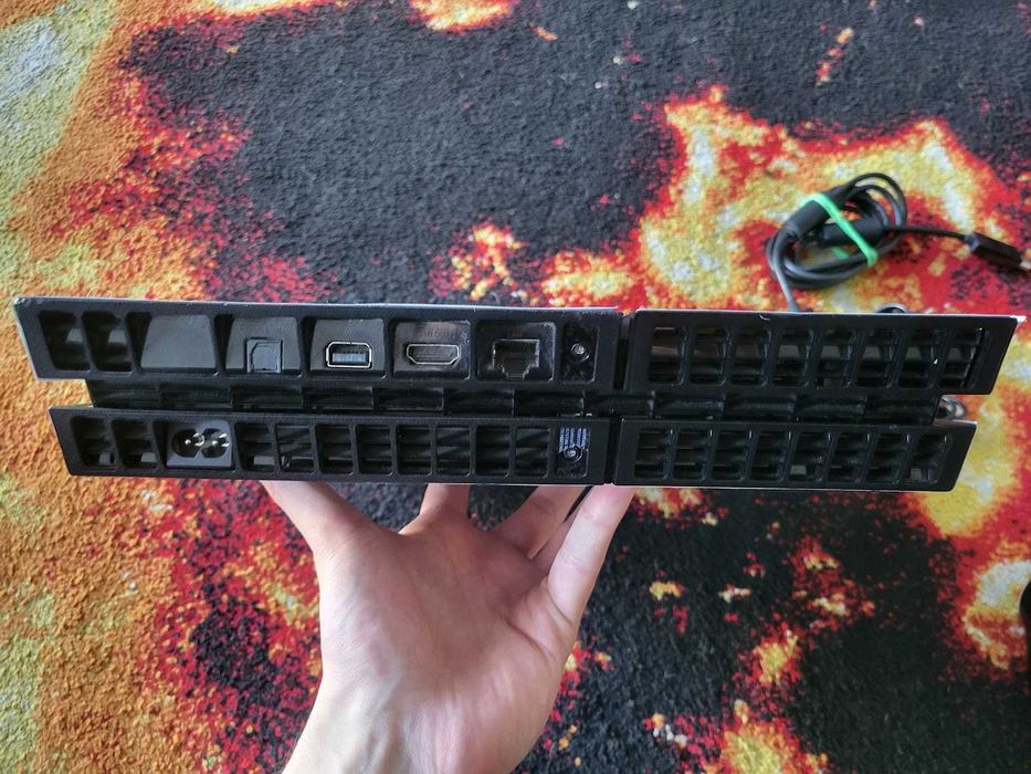 Playstation 4 PS4 1TB, Pad, Okablowanie (Motyw Joker), Skup/Sprzedaż