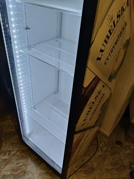 Witryna chłodnicza frigoglas novcool typ 876 sl