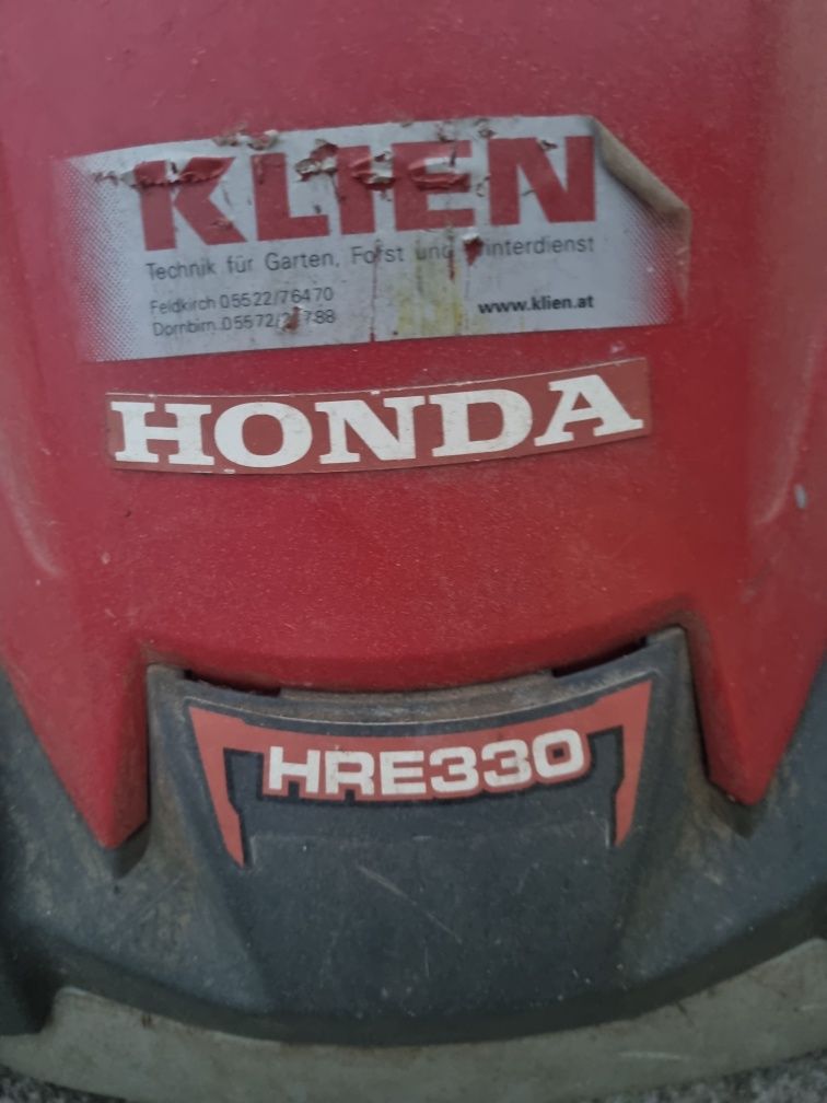 Kosiarka elektryczna honda hre330