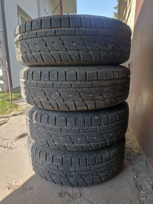 Шини зимові 195/65 R15