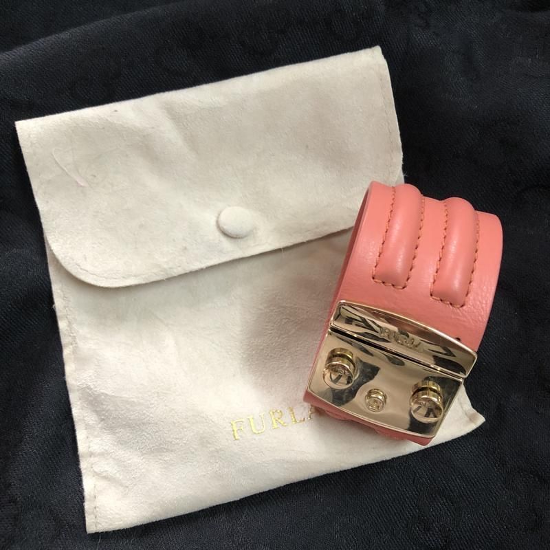 Шкіряний стильний брасле furla кожаный стильный браслет метрополис