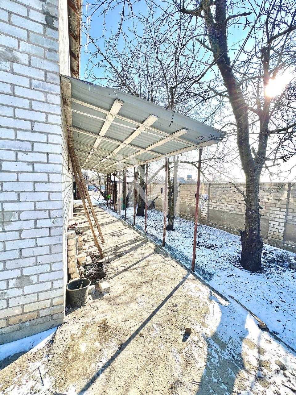 Продам будинок ,10км від Харкова ,180м2 ,20соток участок (код 5187)