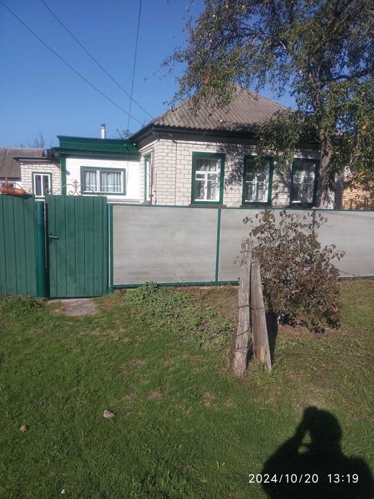 Продам будинок в селі Пирогівці Прилуцького району