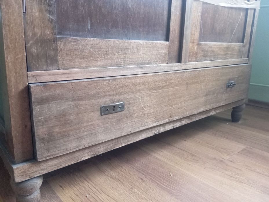 Szafa dwudrzwiowa Antyk