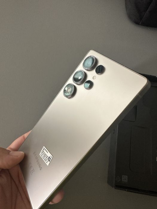 Samsung Galaxy S25 Ultra bloqueado