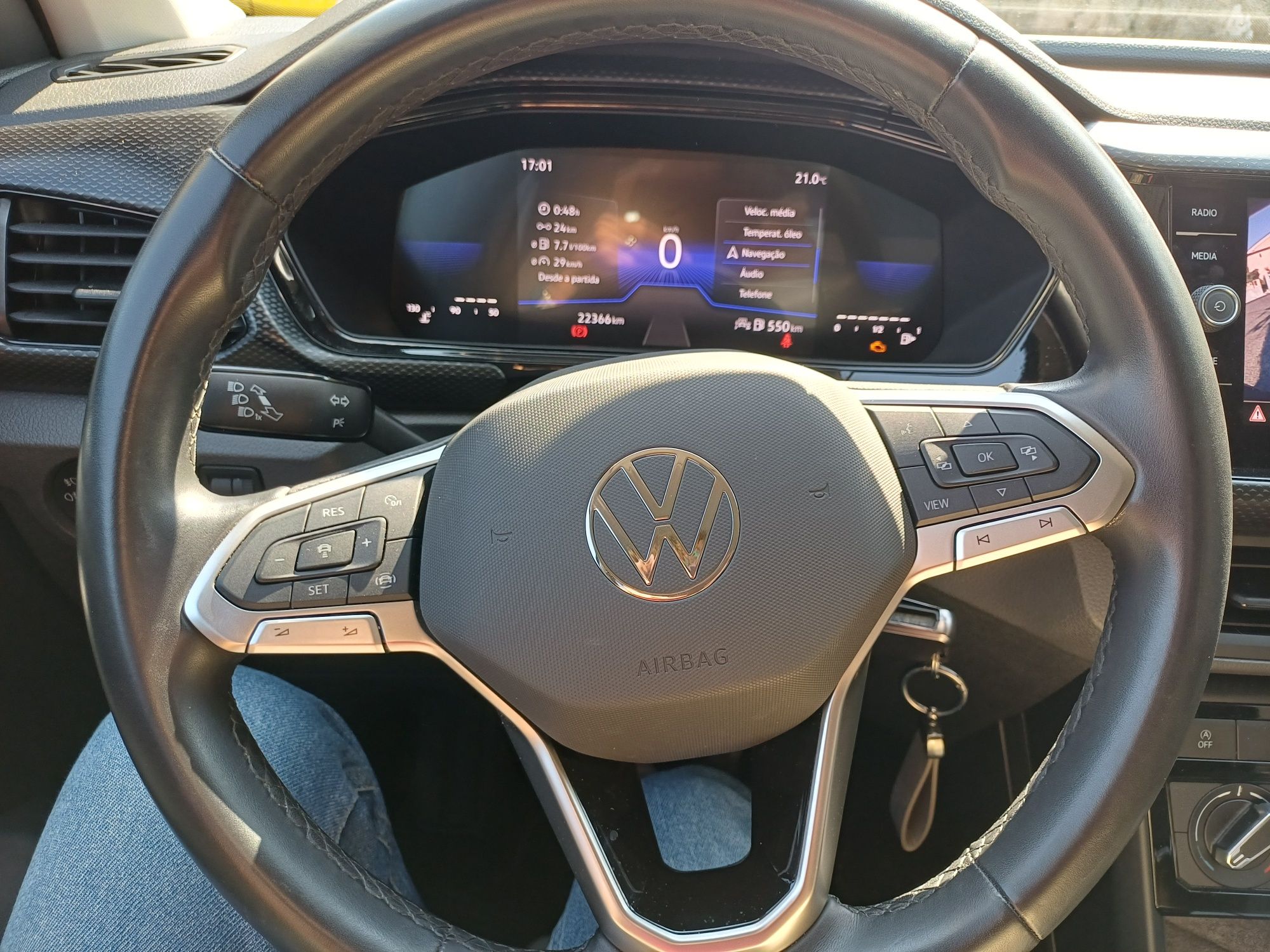Volkswagen T-Cross preto 2023