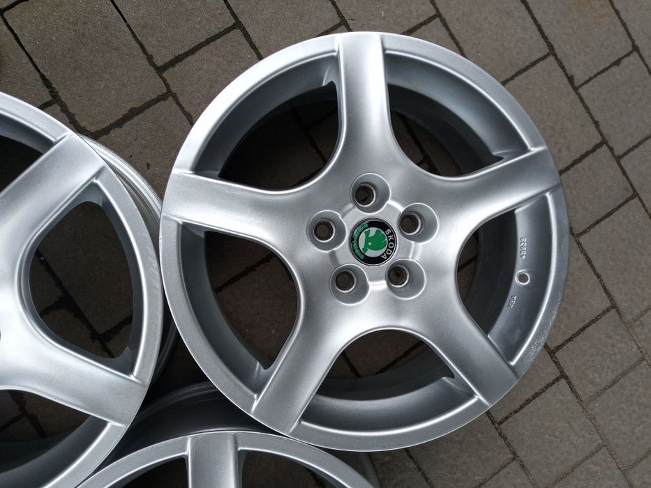 Felgi do Skody,Seat, Audi, VW.5x112. J 7,5. R 17. Et 50.