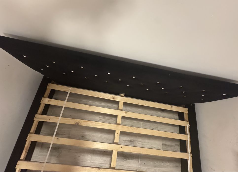 Lozko 180x180 stelaz