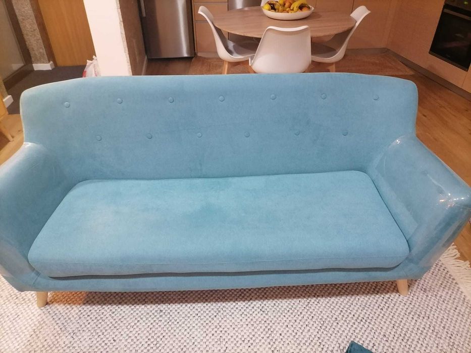 Sofá de Sala  3 lugares - C/NOVO
