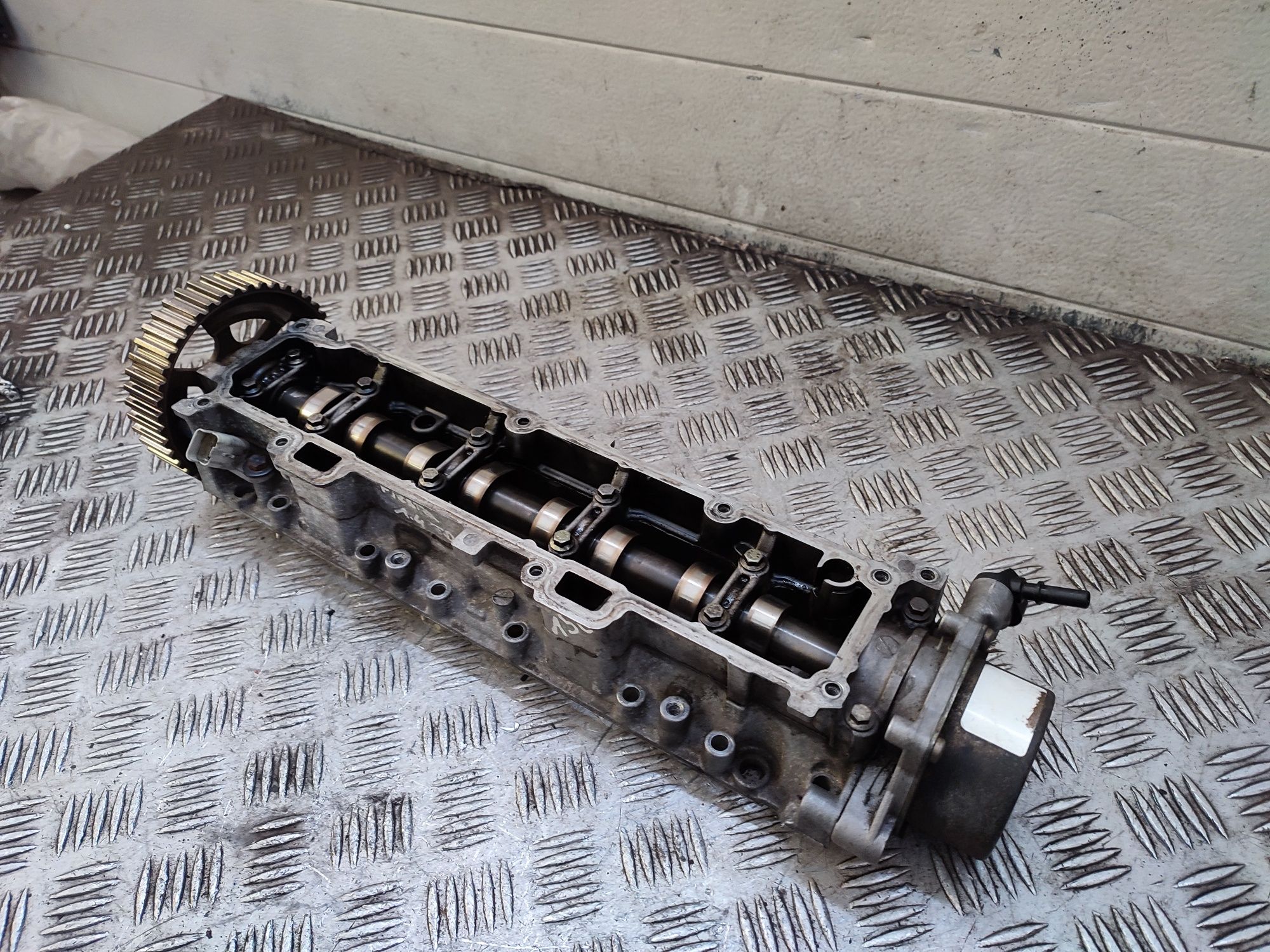 Ford Fiesta MK5 MK6 1.4 TDCI Citroen C3 1.4 HDI 8HZ głowiczka wałek