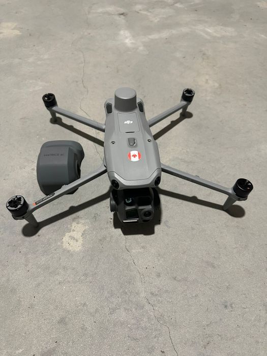 Дрон Matrice 4t, наліт 2 години