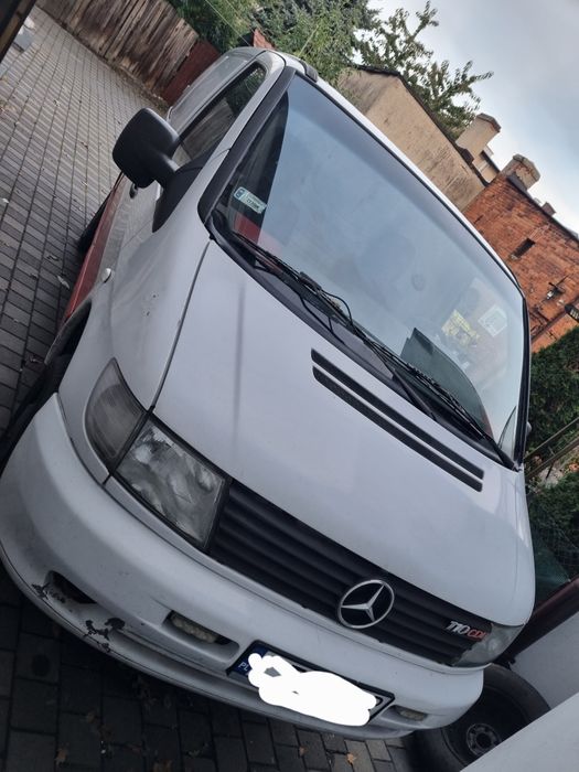 Zderzak przod vito w638 lift 2003r 2.2cdi biały caly mercedes benz