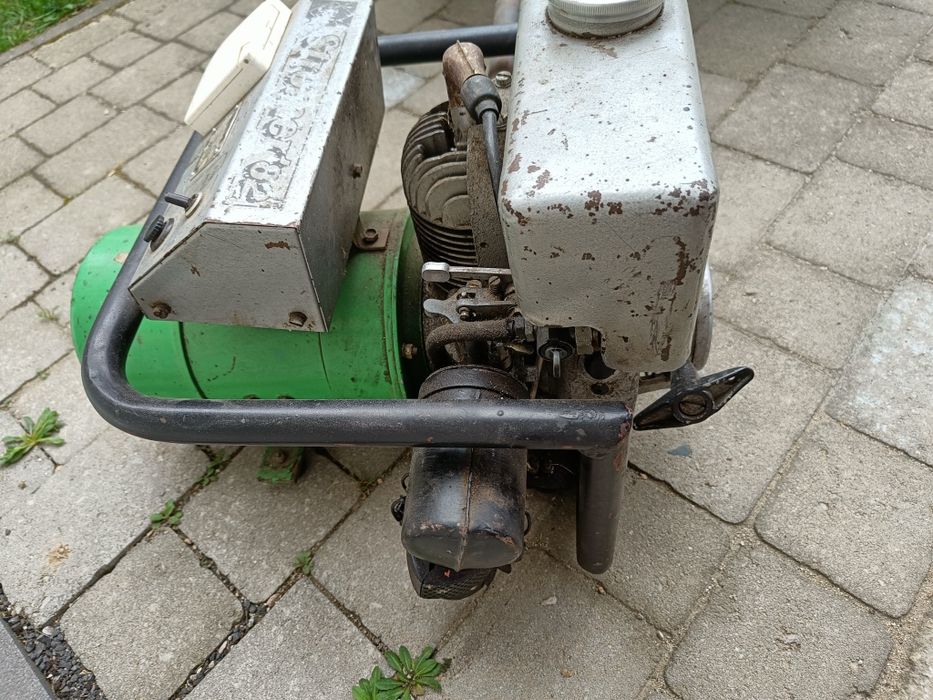 Wojskowy niemiecki agregat generator prądotwórczy VEM IFA