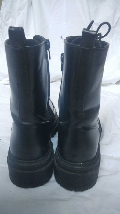 Buty botki czarne damskie trapery 39