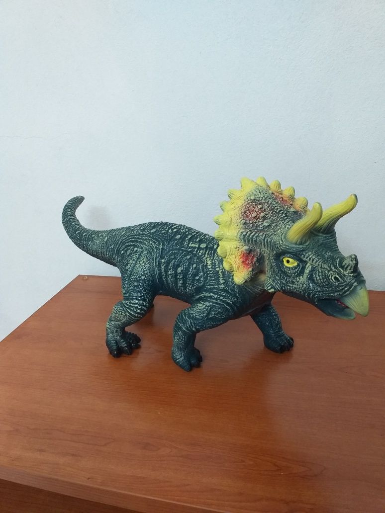 Dinossauro grande