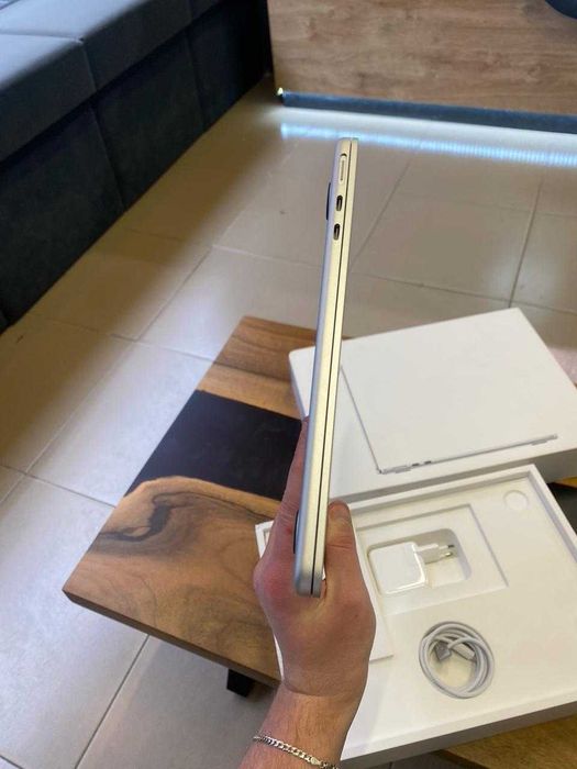 Ноутбук Apple MacBook Air 13,6" M2 8/256GB Silver (MLXY3) 2022