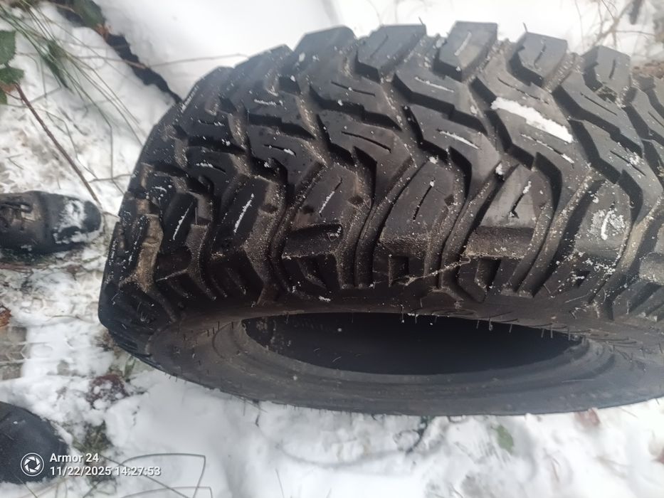 Opony 235/65 r17 terenowe 4szt.