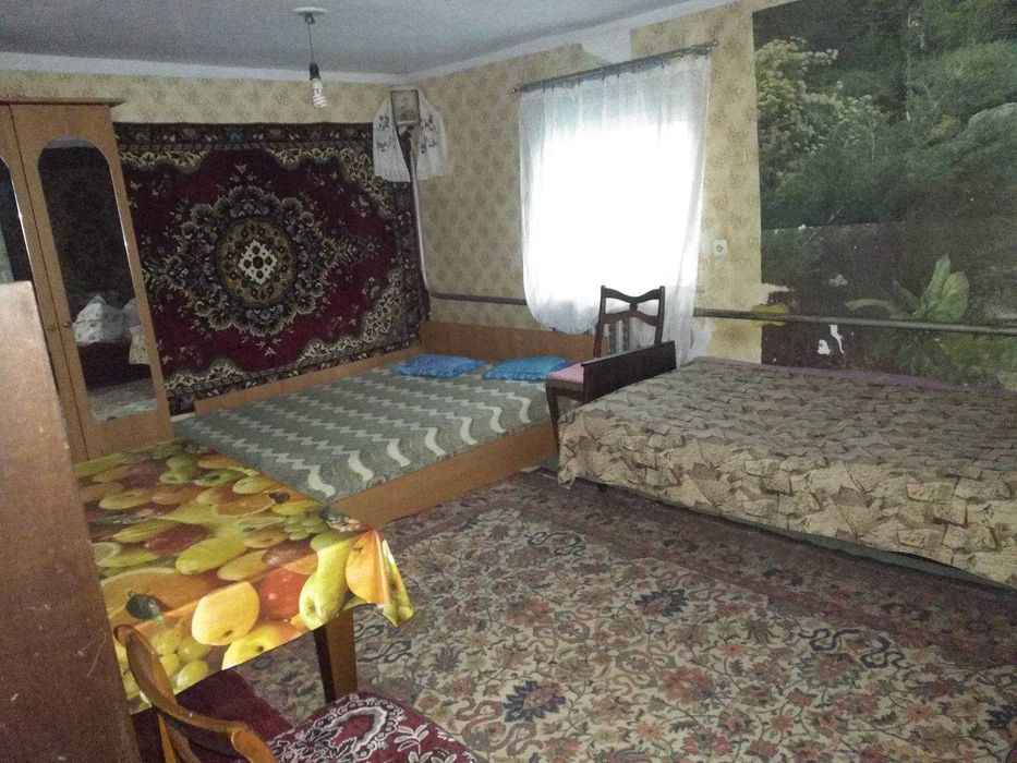 Дом на морской стороне. 8соток, есть подвал, газ,гараж и 2летние кухни