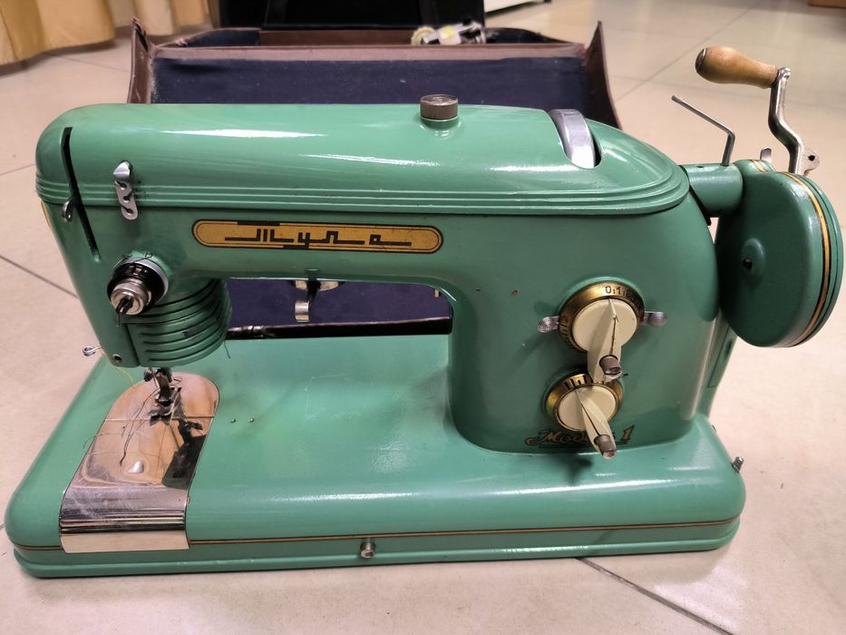 Швейні машинки, швейна машинка