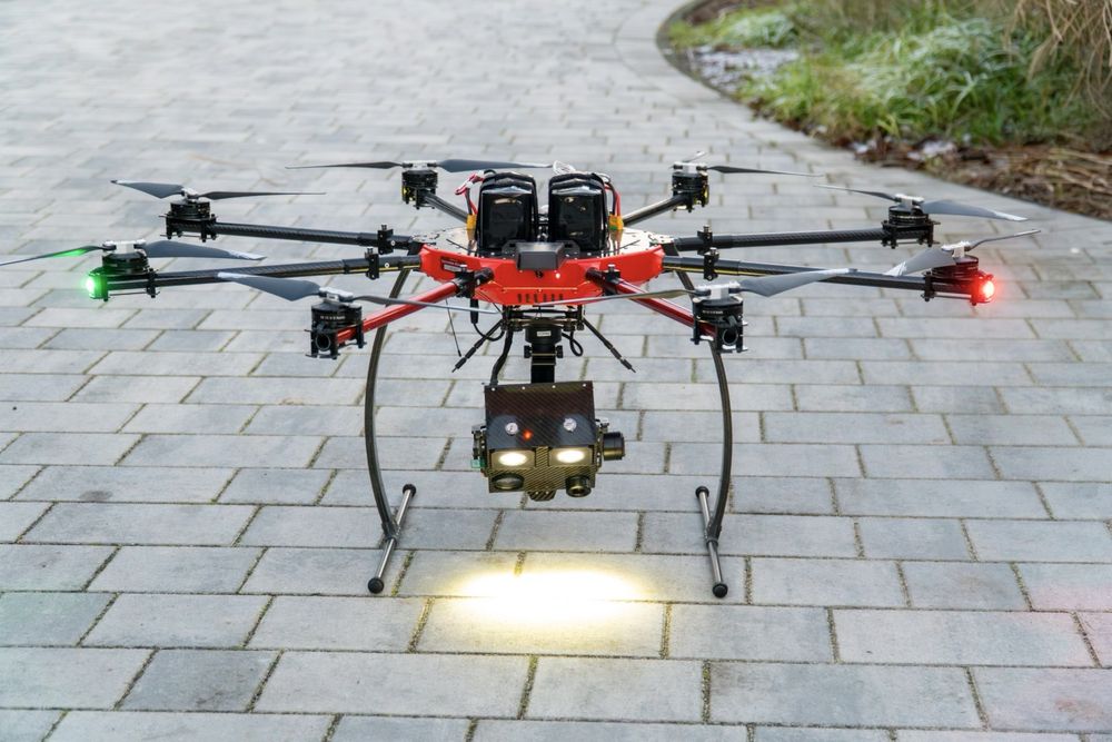 DRON EVO-X8 „CZERWONY” (ROT) – zestaw profesjonalny BOS