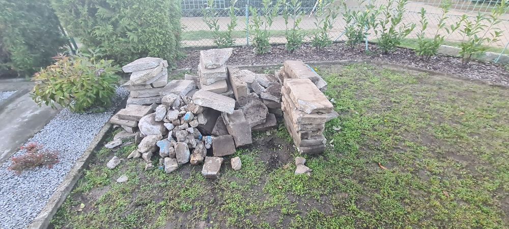 Gruz oddam za darmo.